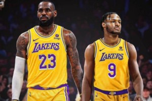 【观察】湖人管理层无能！乾隆詹姆斯无奈成为太上皇