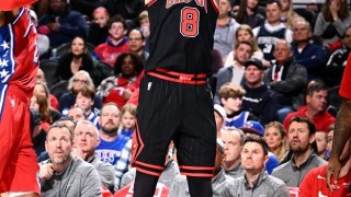 开云APP-三分13中11比肩库里 神准拉文助公牛再斩东部强队