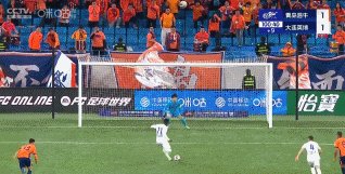 马莱莱.gif